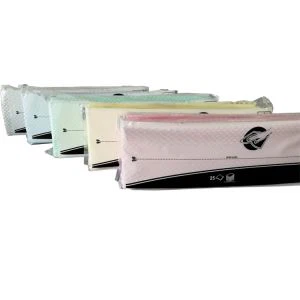 Hartes, zusammengelegtes Reinigungstuch